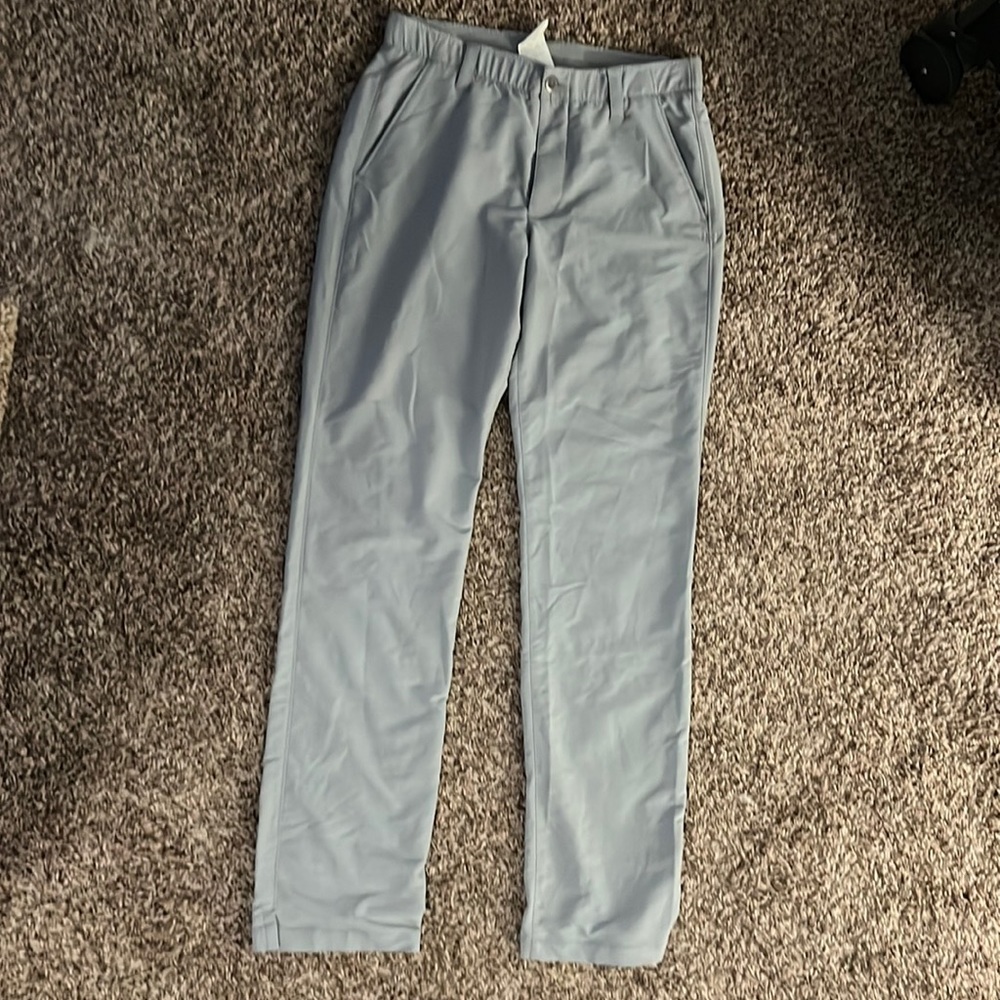 Under armor gray pants golfing style